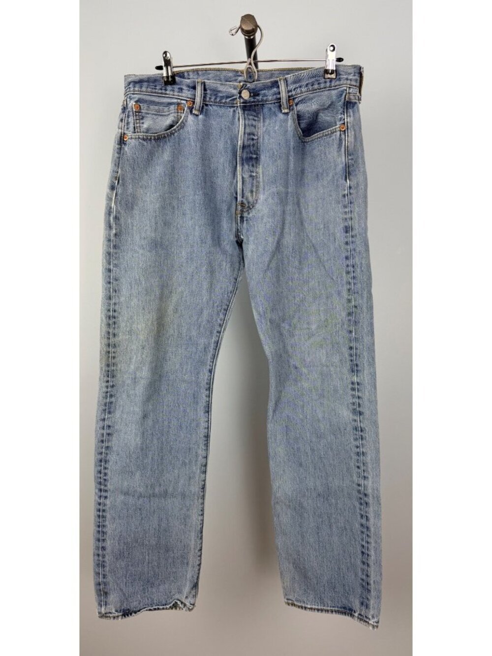 Levis 501 Original Fit Light Wash Jeans W34 L32 Mens Denim Distressed Broken In